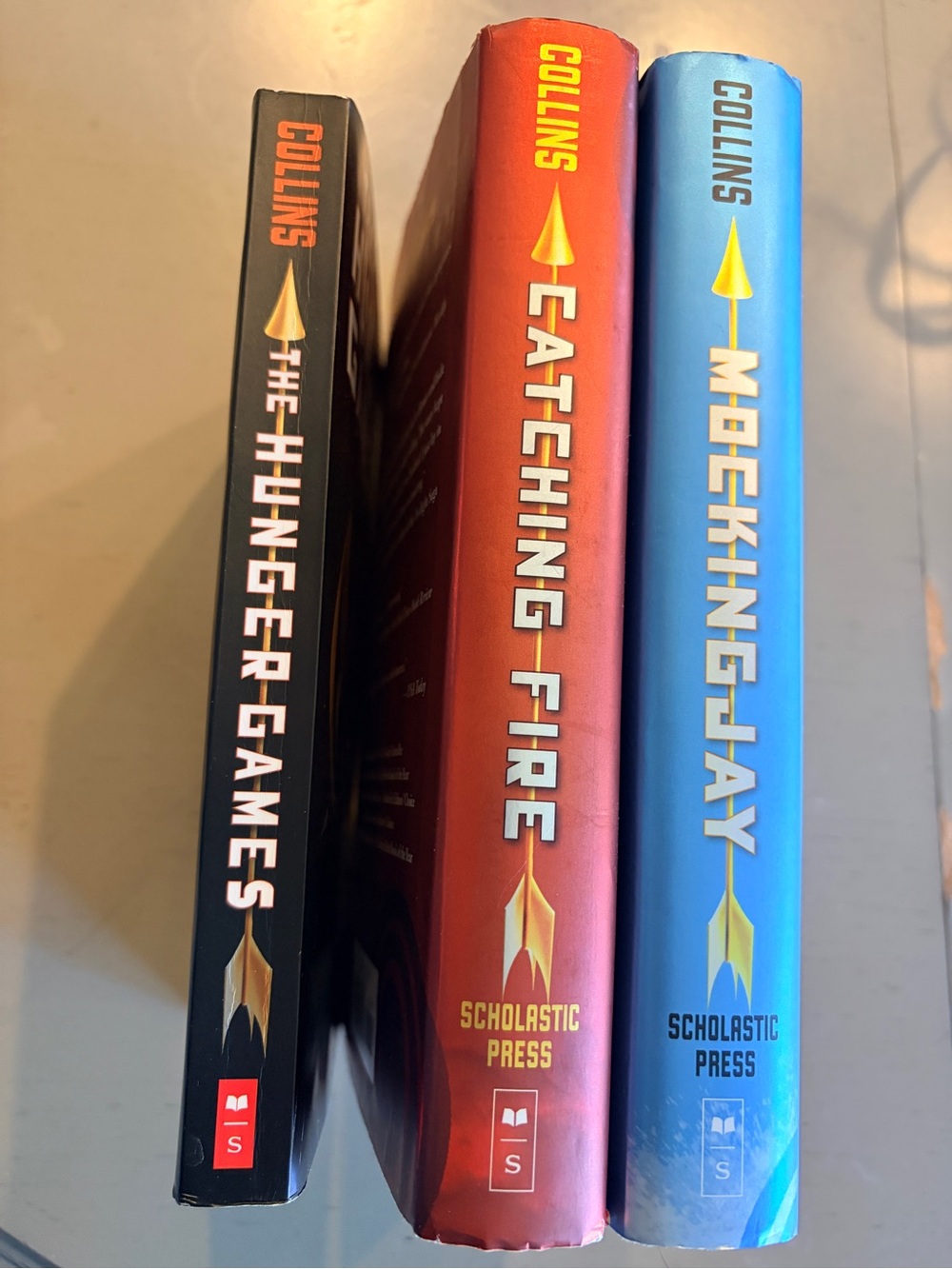 Scholastic The Hunger Games - 3 book bundle